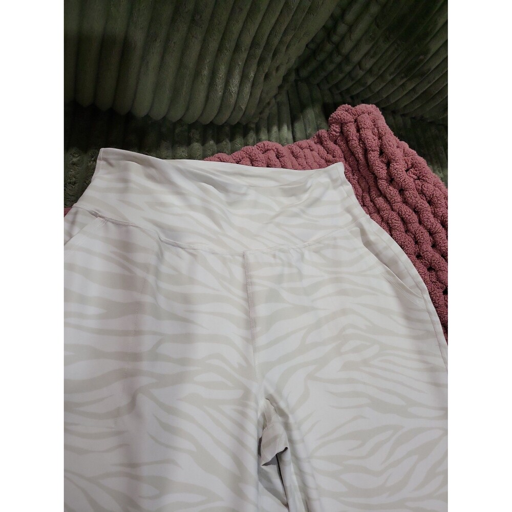 leggings - Picture 6 of 9